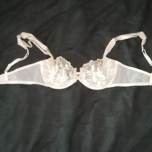 Lace bra non padded